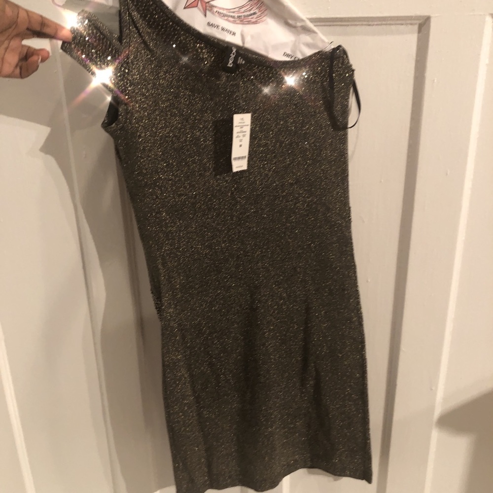 Bebe dress